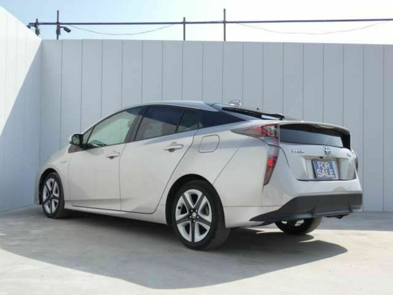 PRIUS-5