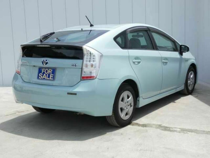 PRIUS-7