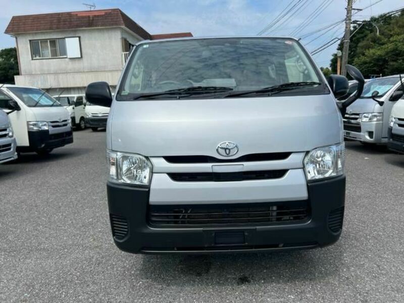 HIACE VAN-1