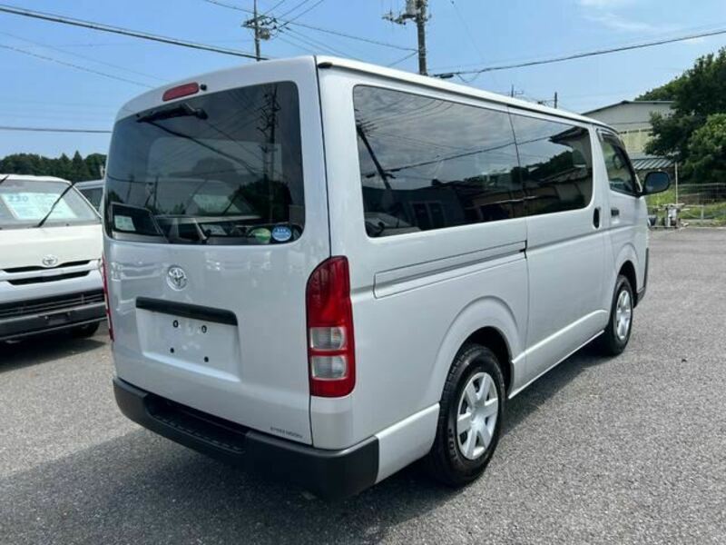 HIACE VAN-6