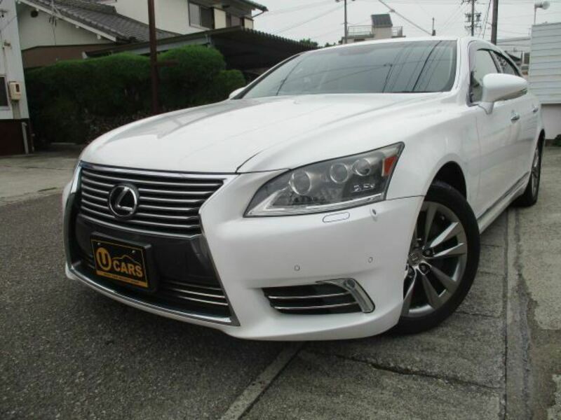 LEXUS　LS