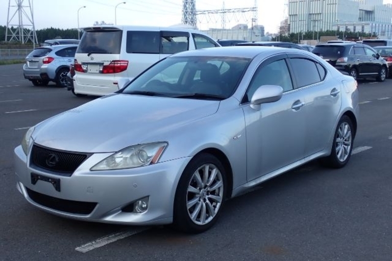 LEXUS IS