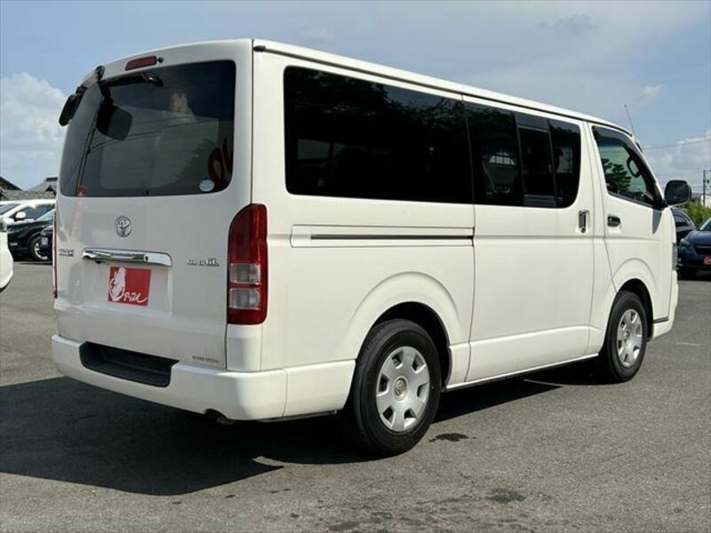 HIACE VAN-8