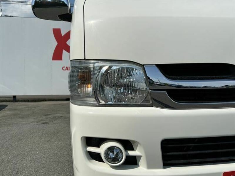 HIACE VAN-13