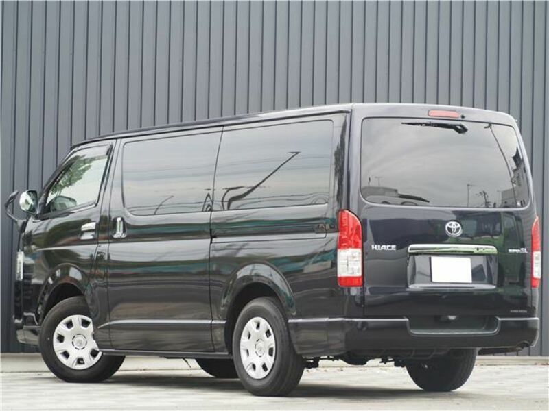 HIACE VAN-1