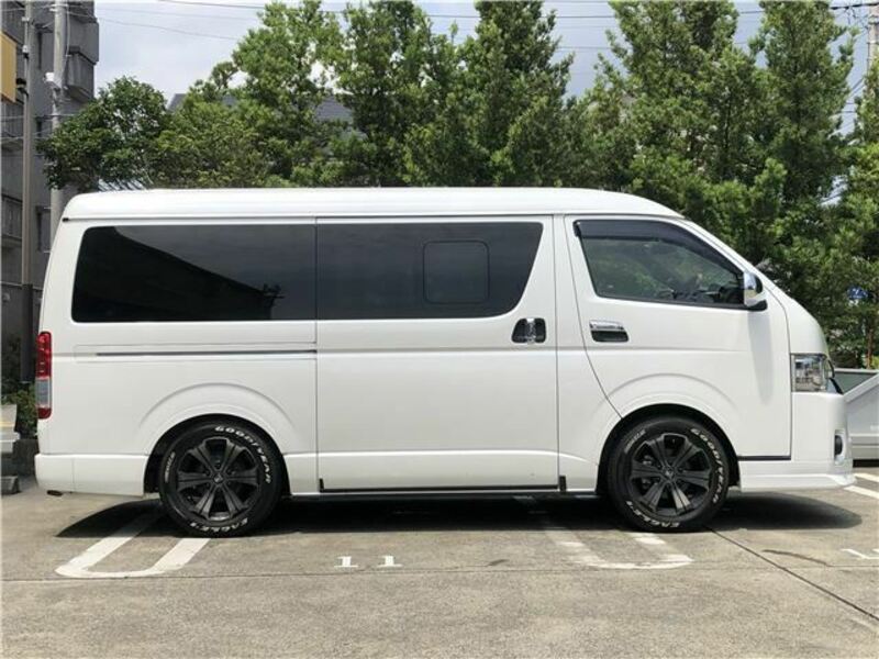 HIACE VAN-7