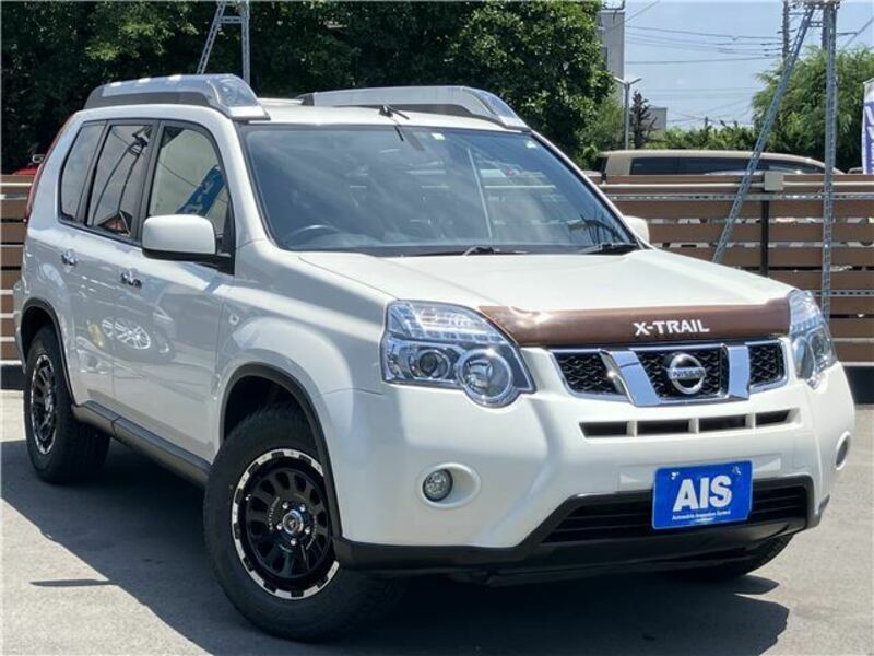 NISSAN　X-TRAIL