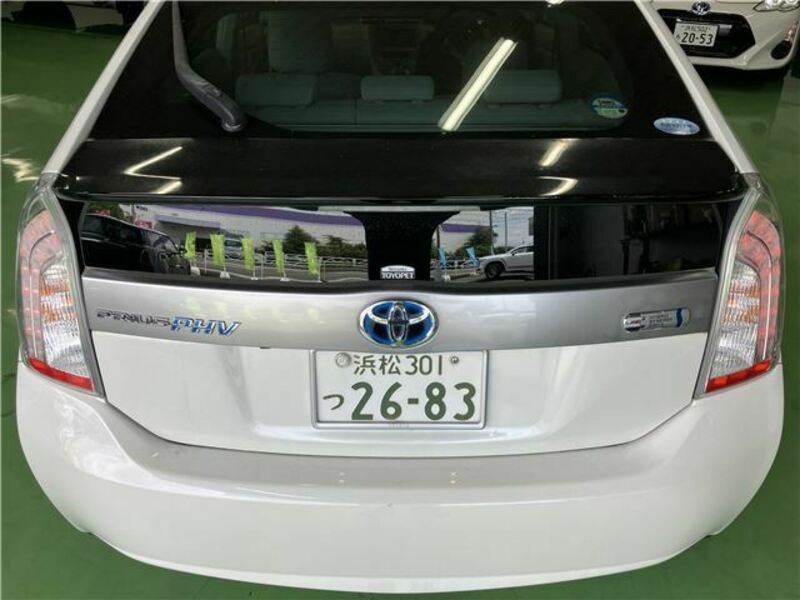 PRIUS PHV-3