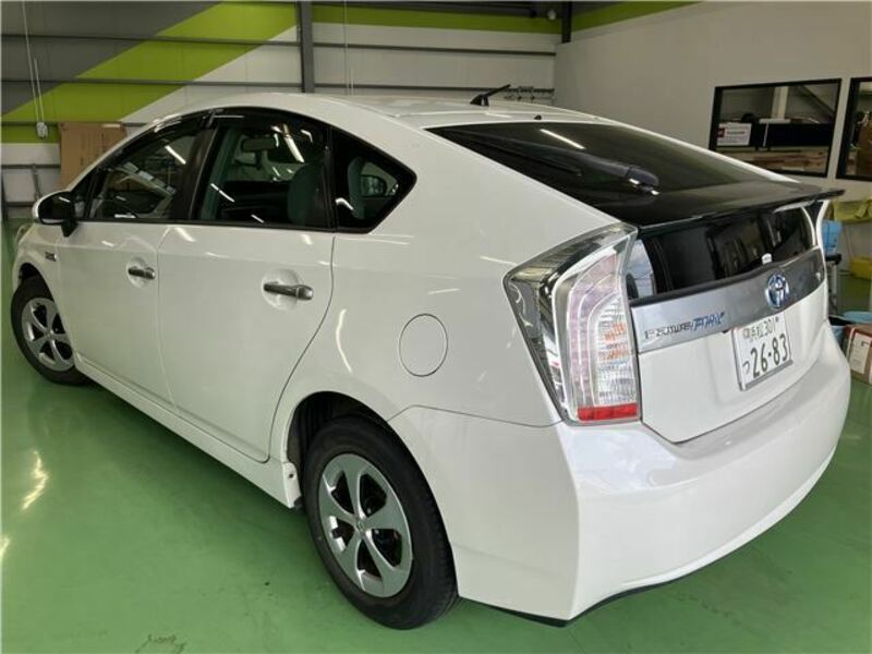 PRIUS PHV-4