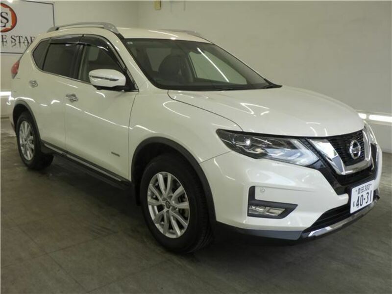 X-TRAIL