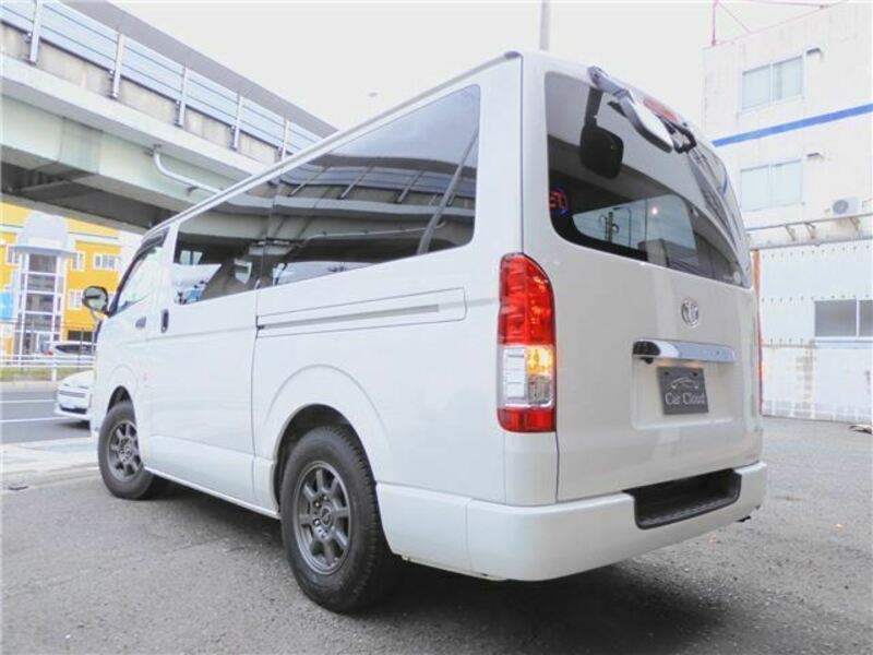 HIACE VAN-4