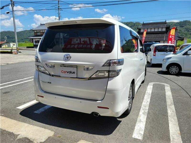 VELLFIRE-6