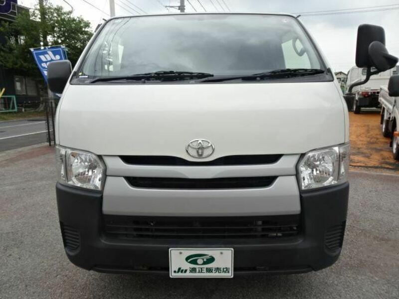 HIACE VAN-3