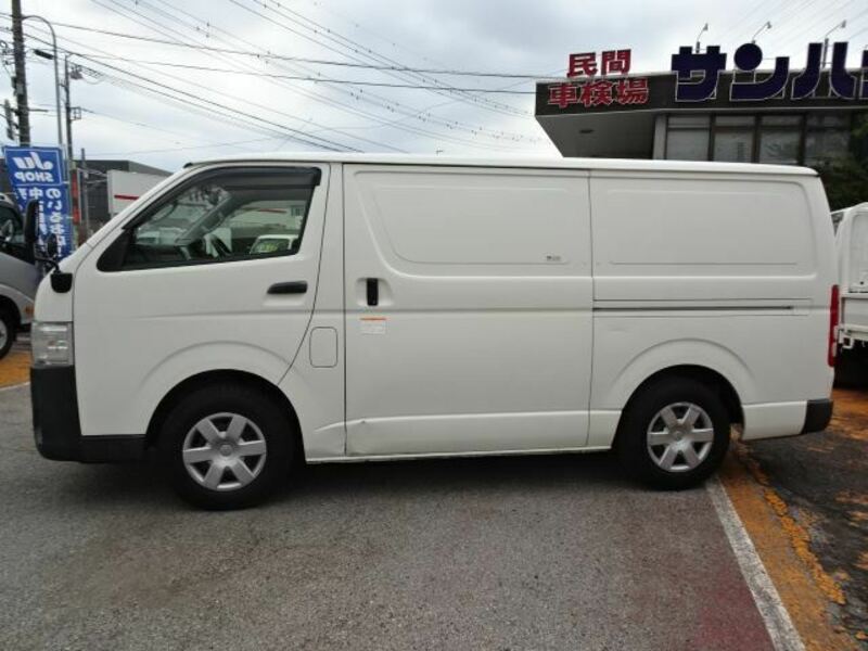 HIACE VAN-6