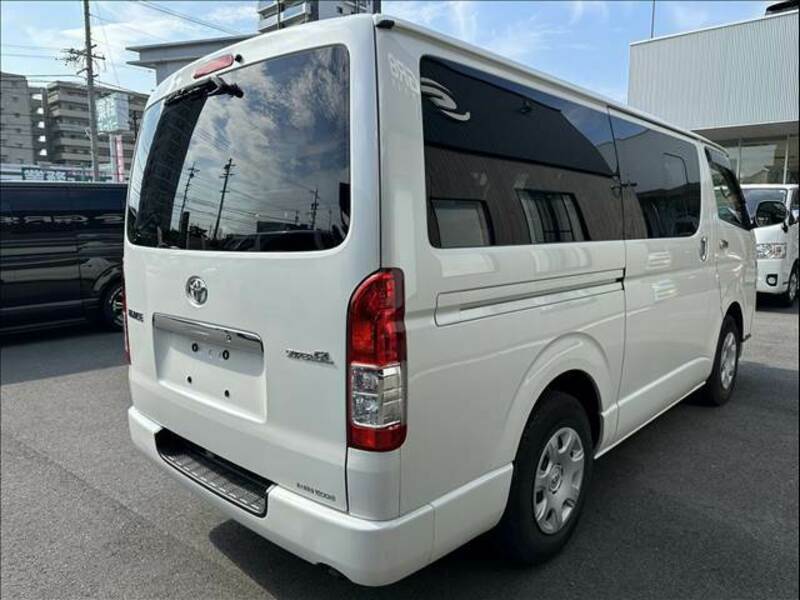 HIACE VAN-14