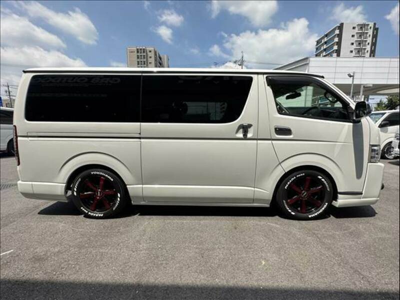 HIACE VAN-12