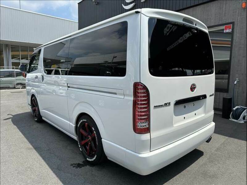 HIACE VAN-15