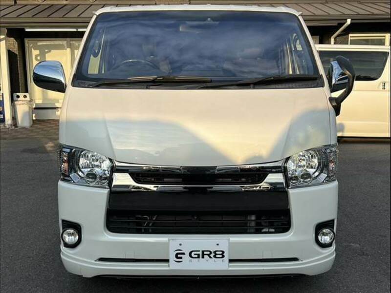 HIACE VAN-1