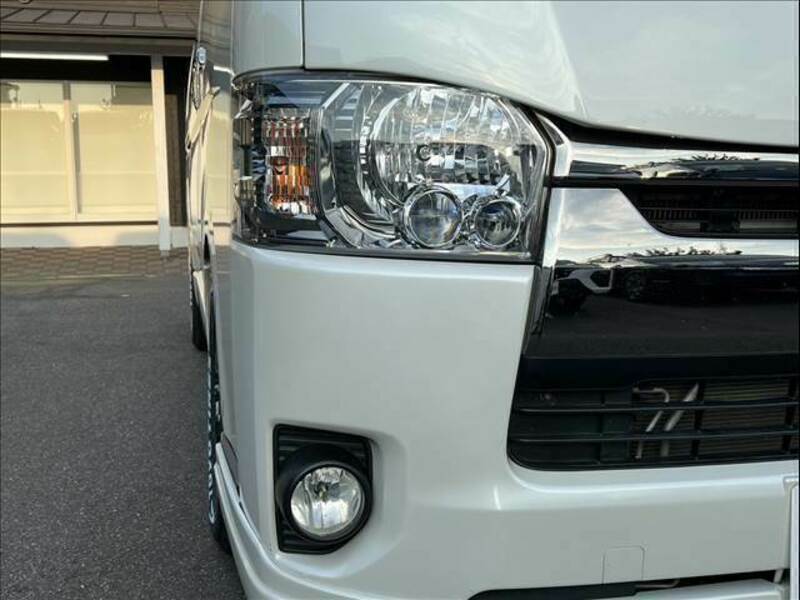 HIACE VAN-9