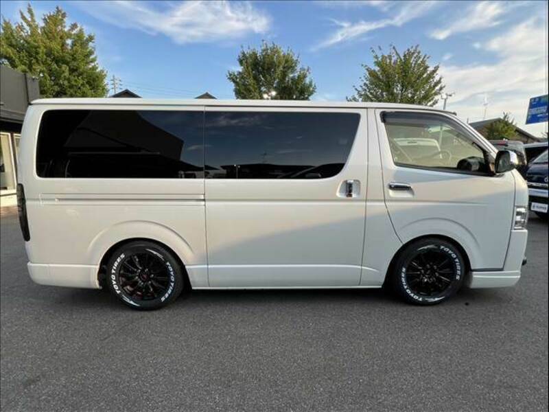 HIACE VAN-12