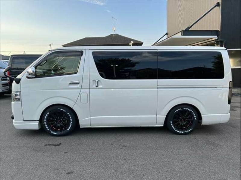 HIACE VAN-13