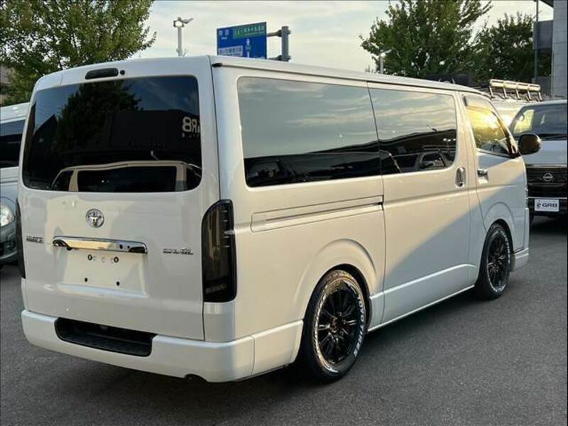 HIACE VAN-14