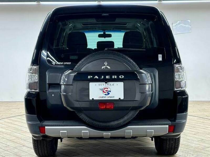 PAJERO-18