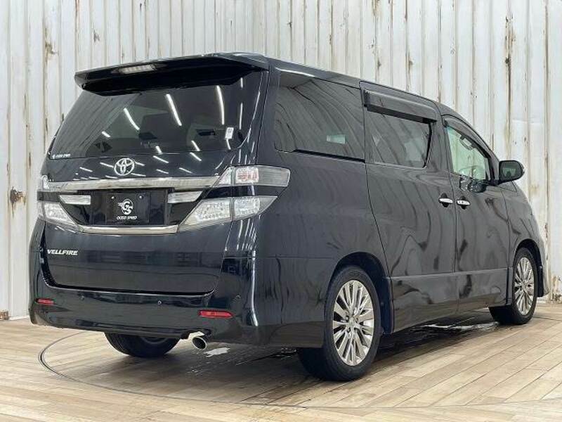 VELLFIRE-15