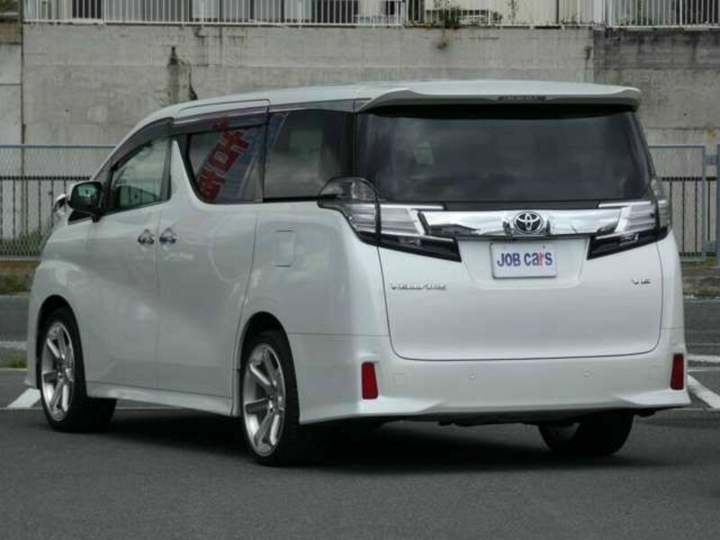 VELLFIRE-1