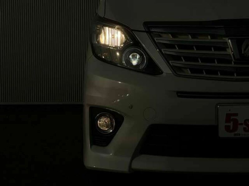 ALPHARD-12