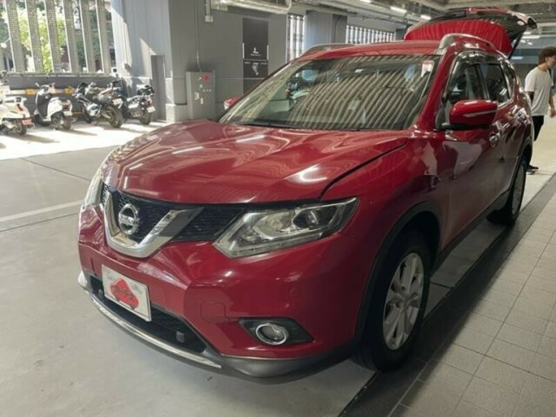 NISSAN　X-TRAIL