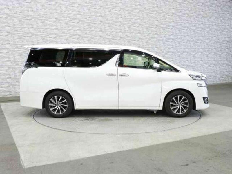 VELLFIRE-11