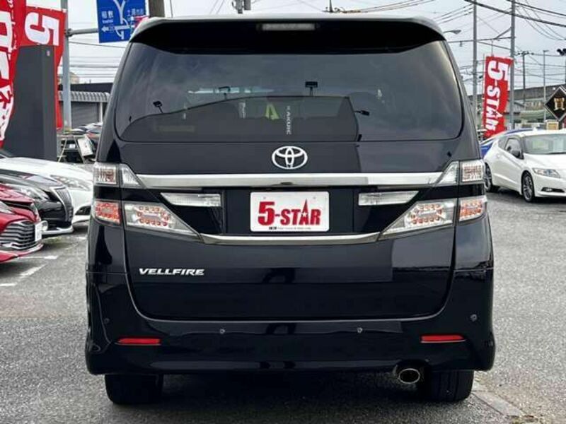 VELLFIRE-12