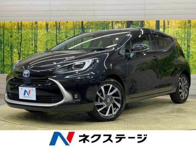 TOYOTA　AQUA