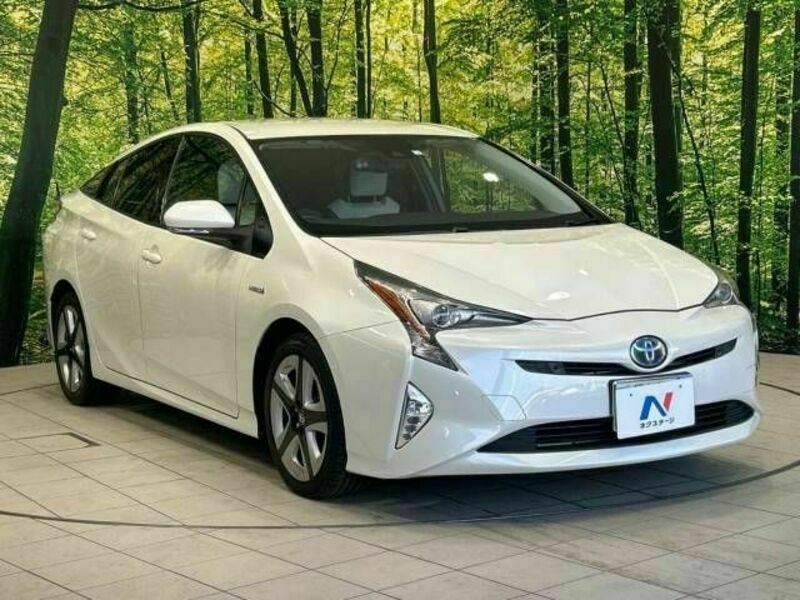 PRIUS-16