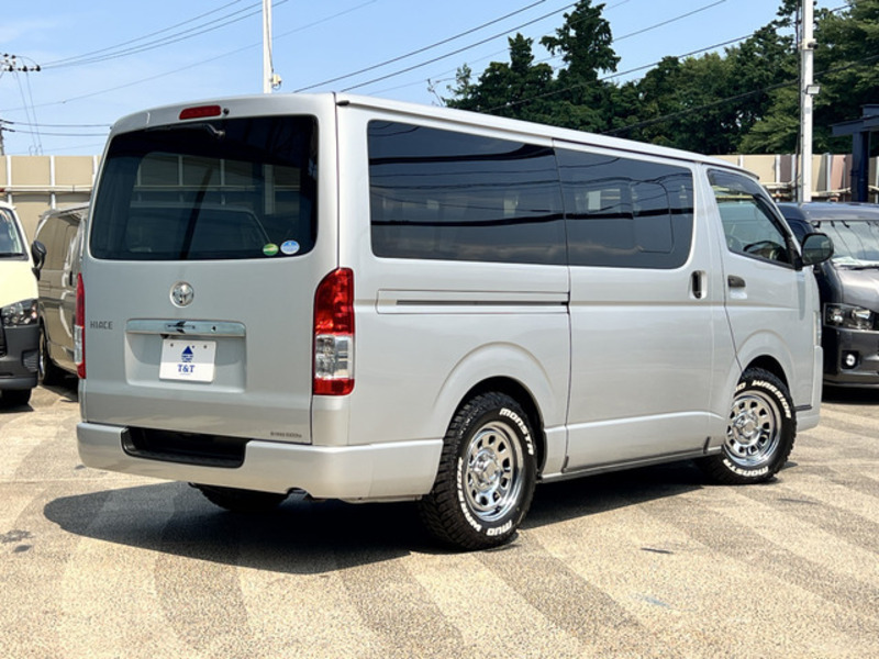 HIACE VAN-2