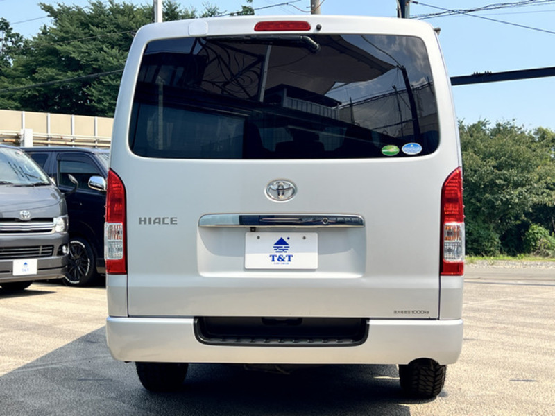 HIACE VAN-3