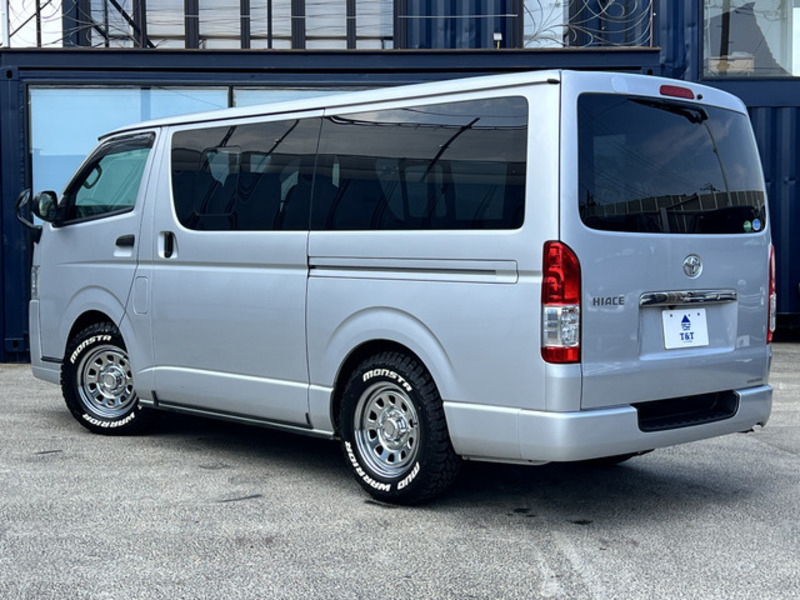 HIACE VAN-4