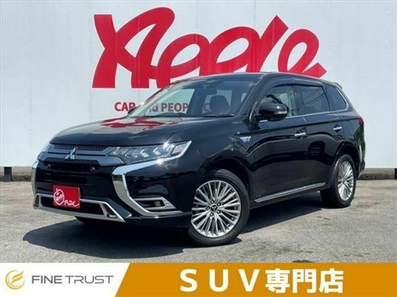 MITSUBISHI　OUTLANDER PHEV