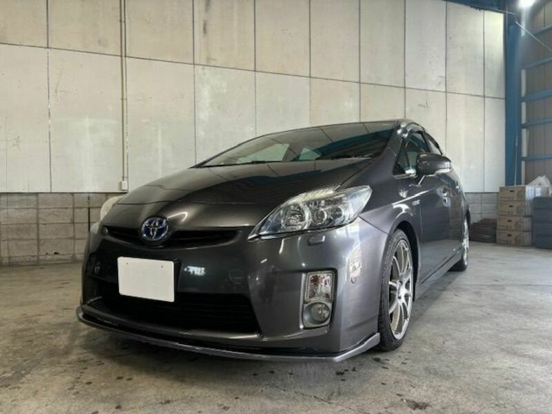 PRIUS-1