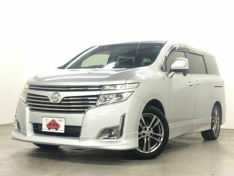 NISSAN　ELGRAND