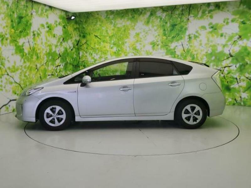 PRIUS-1