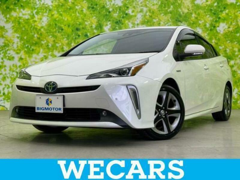 TOYOTA　PRIUS