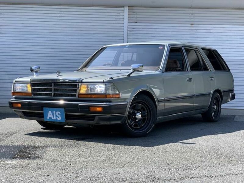 NISSAN　GLORIA WAGON