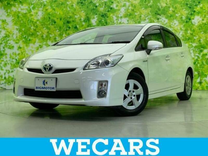 TOYOTA　PRIUS