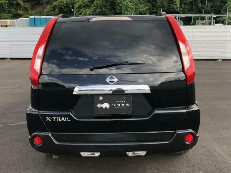 X-TRAIL-1