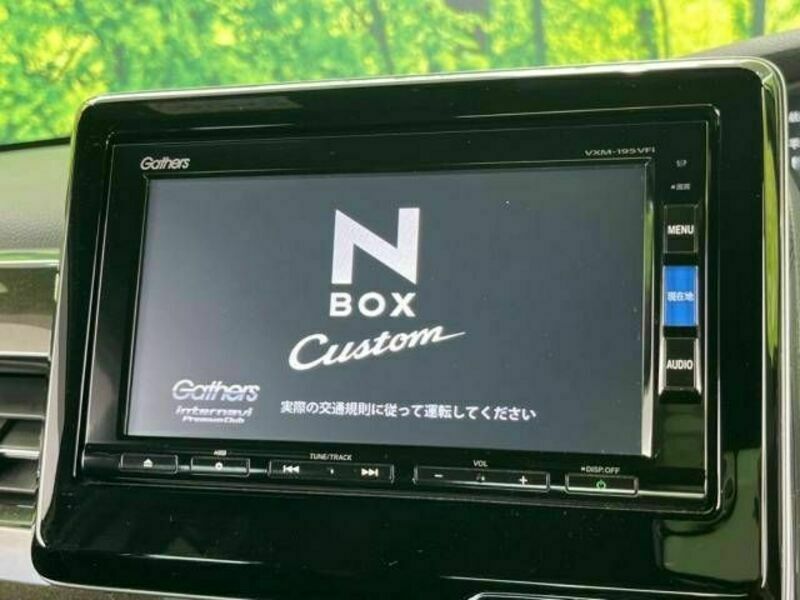 N BOX CUSTOM-2