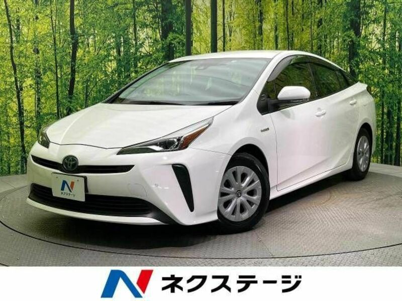 TOYOTA　PRIUS