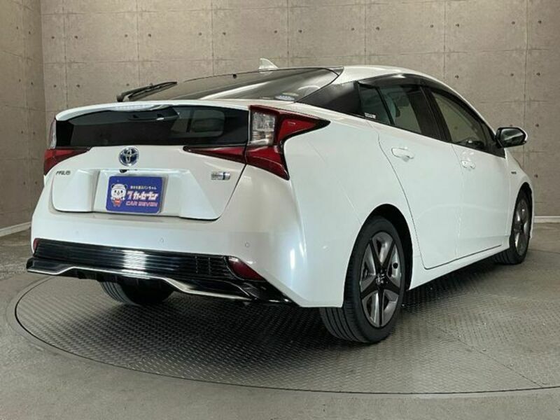 PRIUS-1