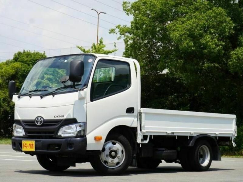 TOYOTA　DYNA